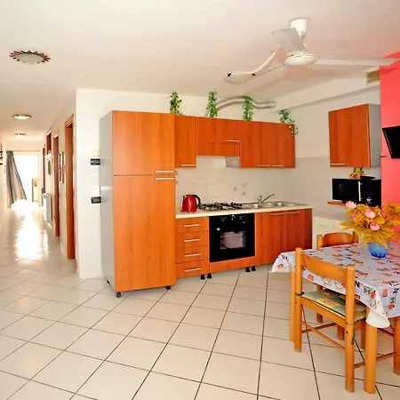 Διαμέρισμα House